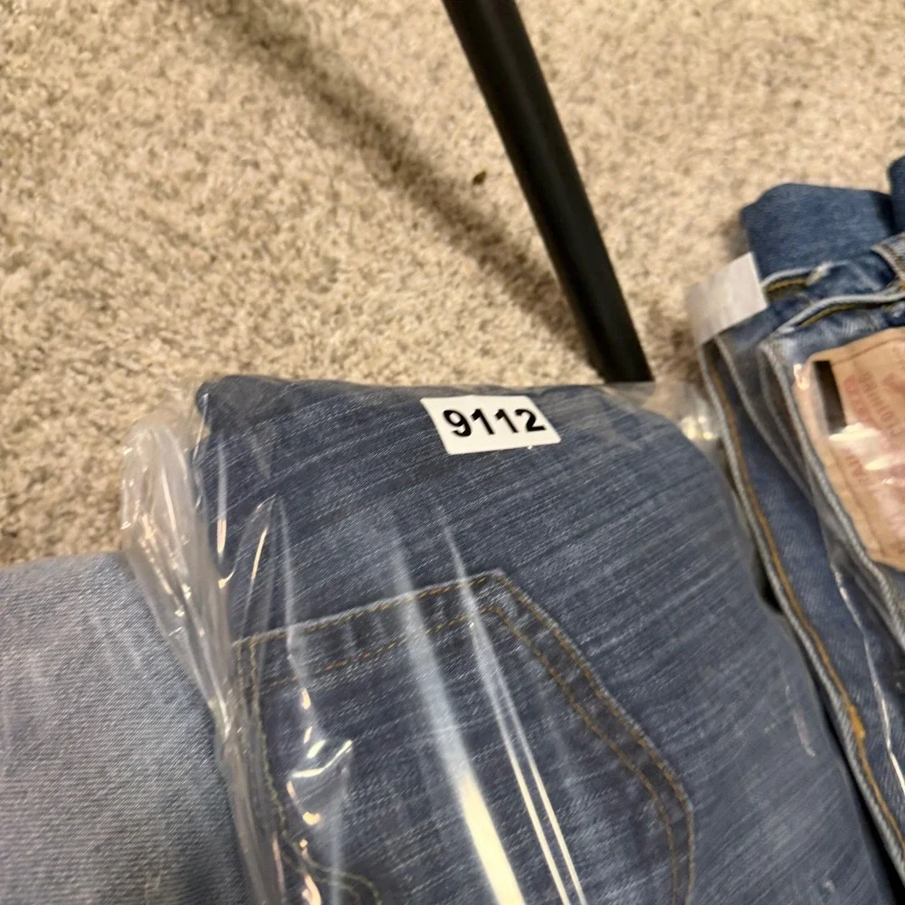 Levis 514 Straight Fit Mens Jeans Medium Wash Blue Denim 40x32